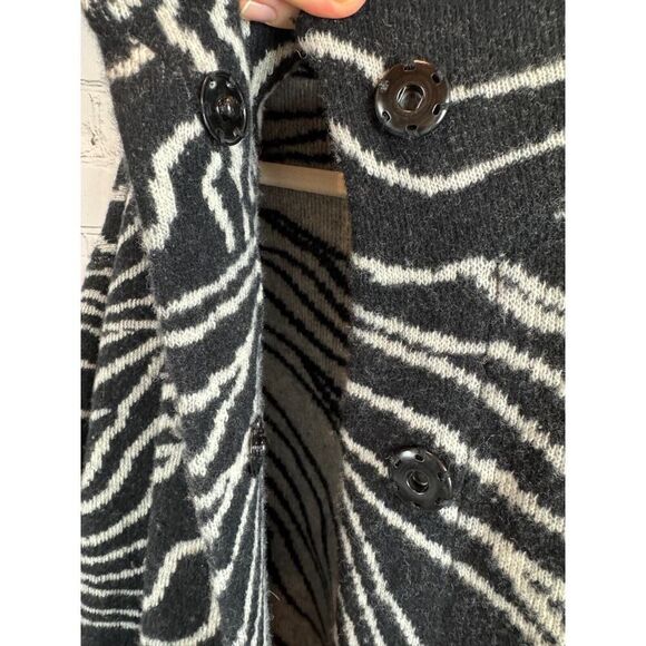 MAEVE ANTHROPOLOGIE lambswool black white knit cardigan sweater S - Picture 9 of 10